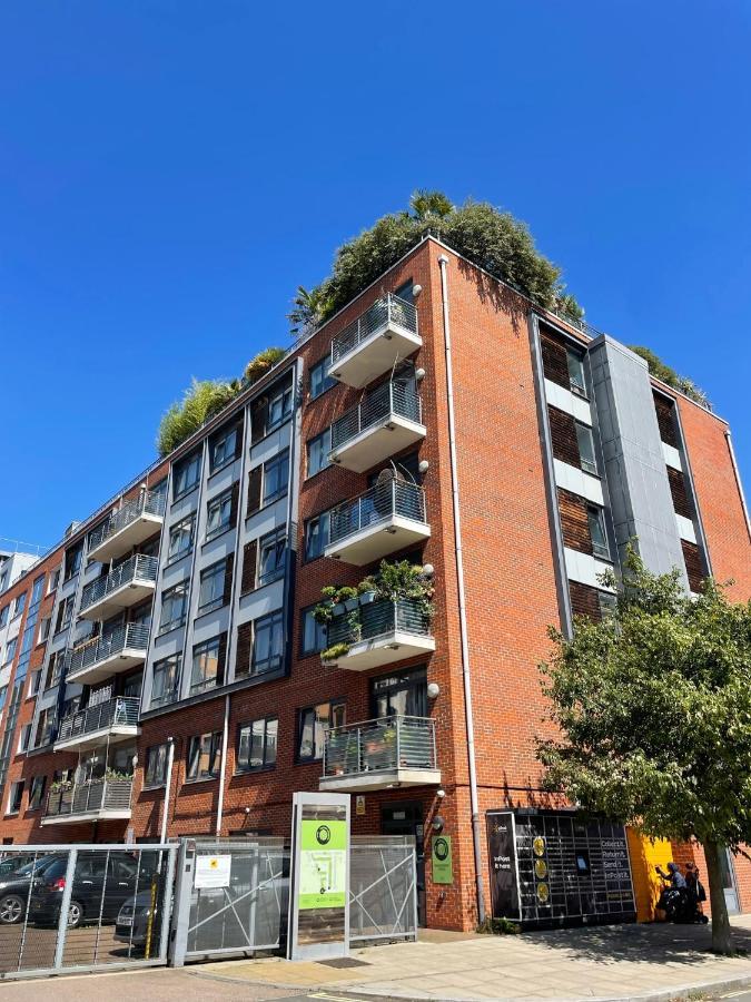 Cosy 1 Bedroom Apartment With Balcony Near Chiswick London Exterior photo