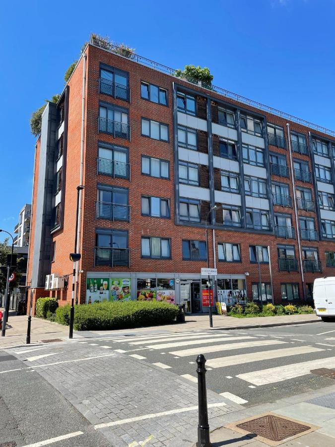 Cosy 1 Bedroom Apartment With Balcony Near Chiswick London Exterior photo